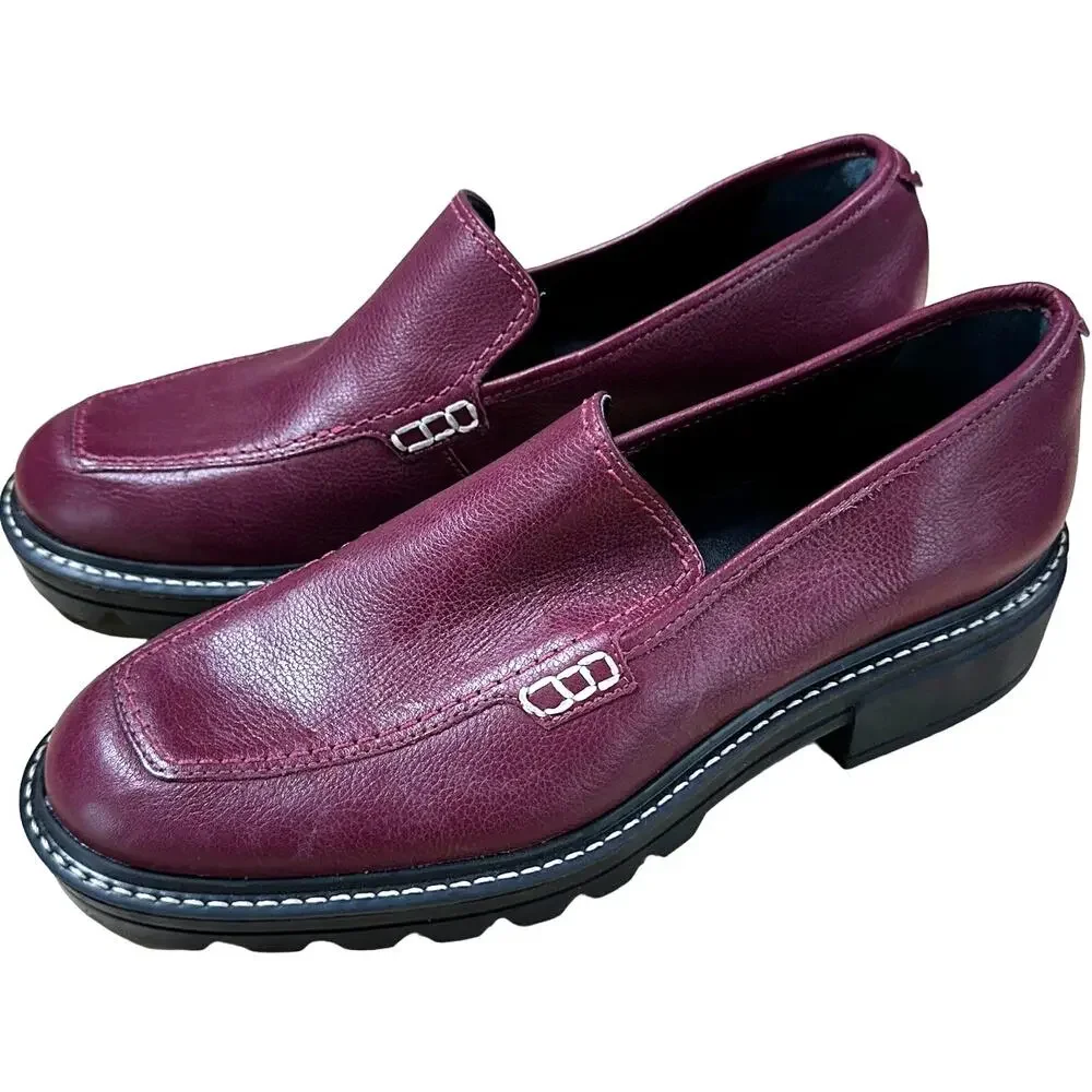 Bernardo NWOB Studio Lug Sole Loafer in Garnet Size 8.5M Pebbled Leather Slip On - Picture 4 of 9